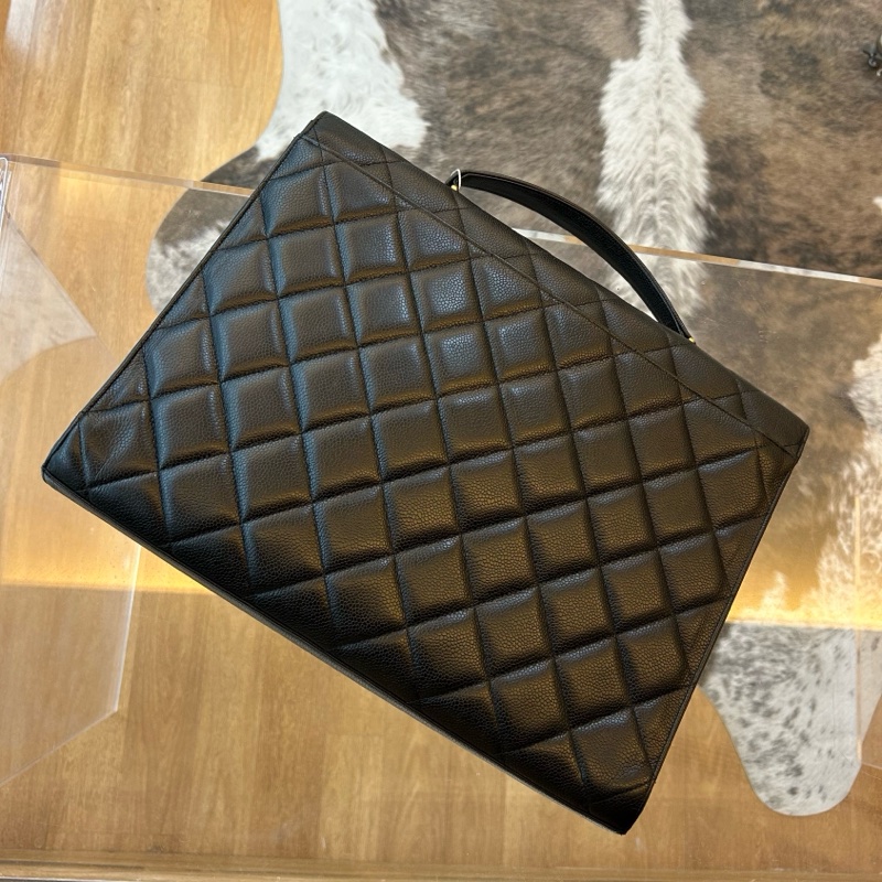 Chanel香奈兒黑金魚子醬菱格紋貝嫂公文包-2