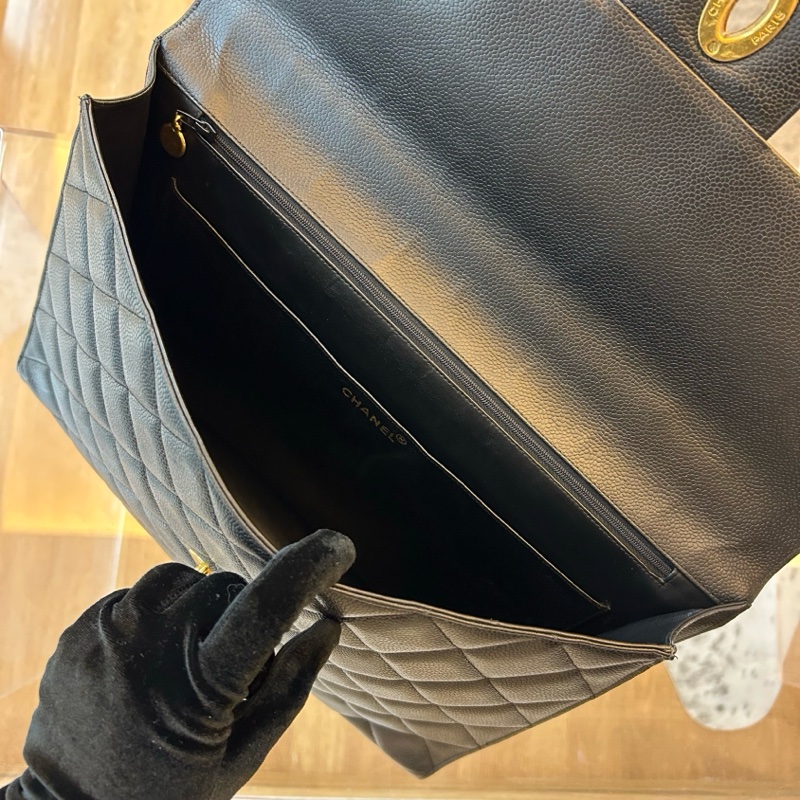 Chanel香奈兒黑金魚子醬菱格紋貝嫂公文包-8