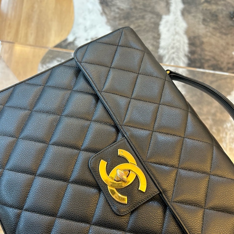 Chanel香奈兒黑金魚子醬菱格紋貝嫂公文包-10