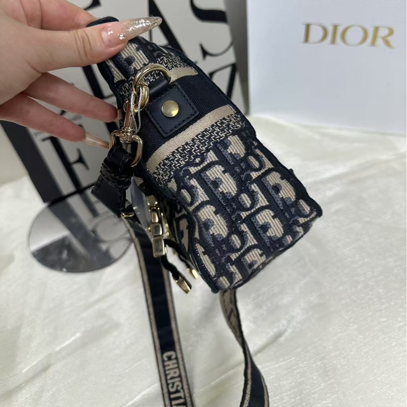 迪奧Dior camp 小號老花郵差包-12