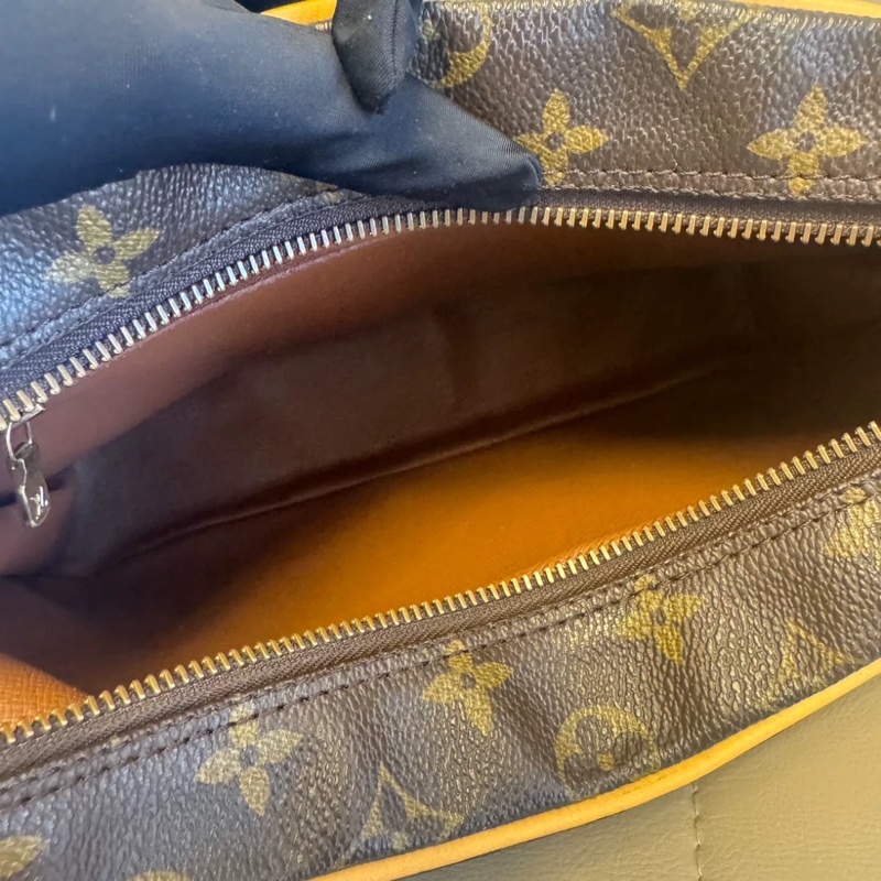 99新全網最低 #櫃上在售8萬 Lv牛角包小號 肩帶🉑調 大容量耐操耐用-7