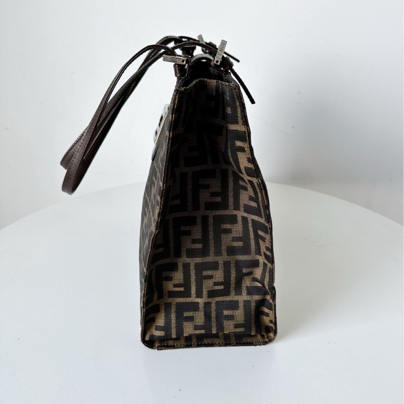 Fendi 老花中古小托特琴譜包-2