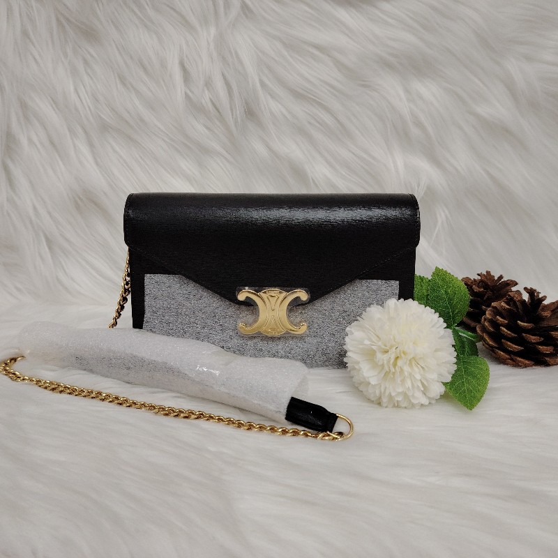 Celine TRIOMPHE亮澤牛皮革鏈條錢包-0