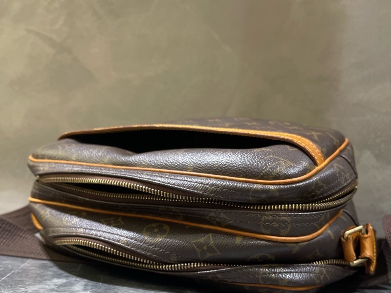 LV經典老花雙層郵差包/航空包/男女皆可-3