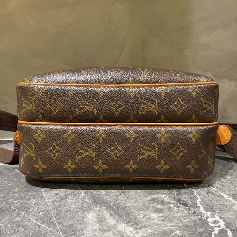 LV經典老花雙層郵差包/航空包/男女皆可-7