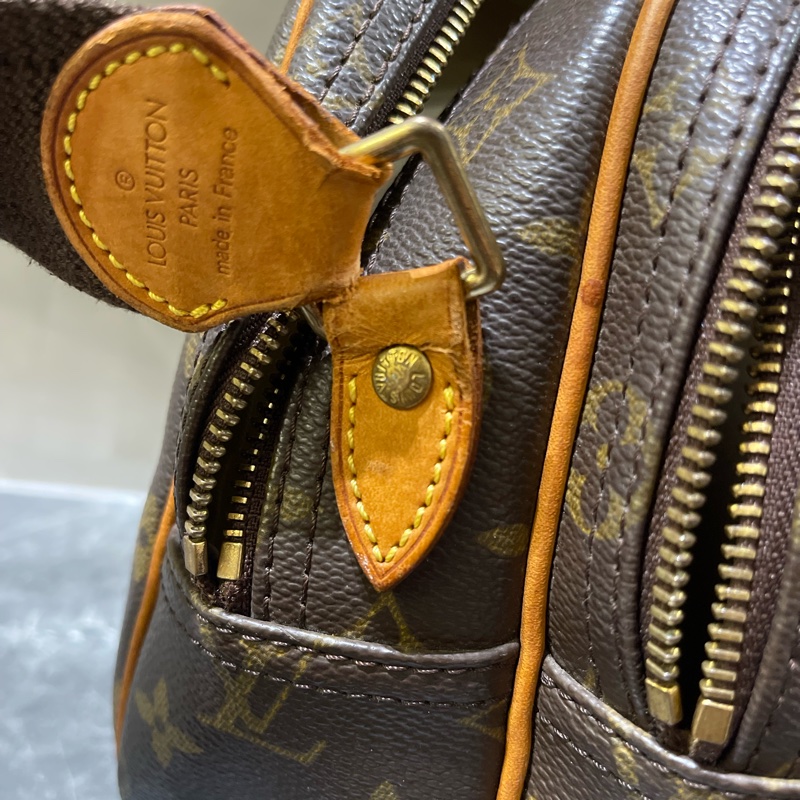 LV經典老花雙層郵差包/航空包/男女皆可-11