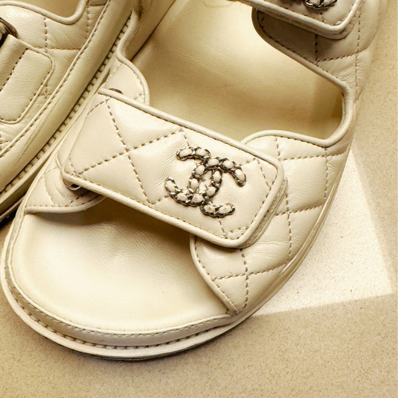 全白銀色logo香奈兒拖 22.5號-28