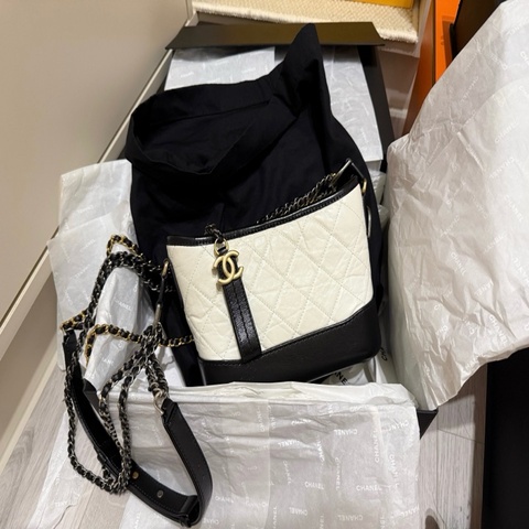 CHANEL GABRIELLE SMALL HOBO BAG