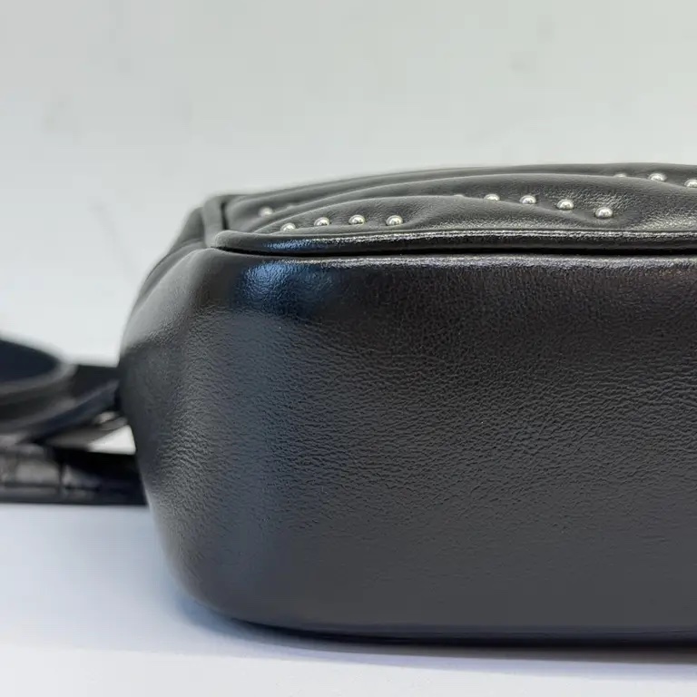 Ysl 黑色V紋腰包-10