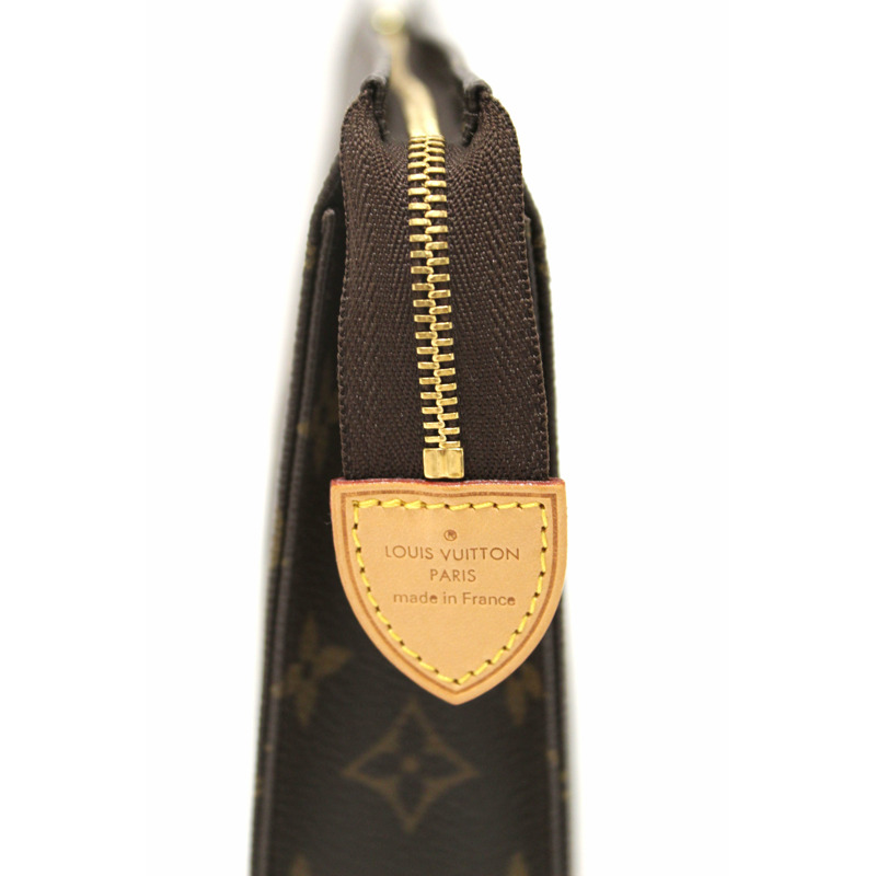 Louis Vuitton Classic Monogram Toiletry Pouch 26-1