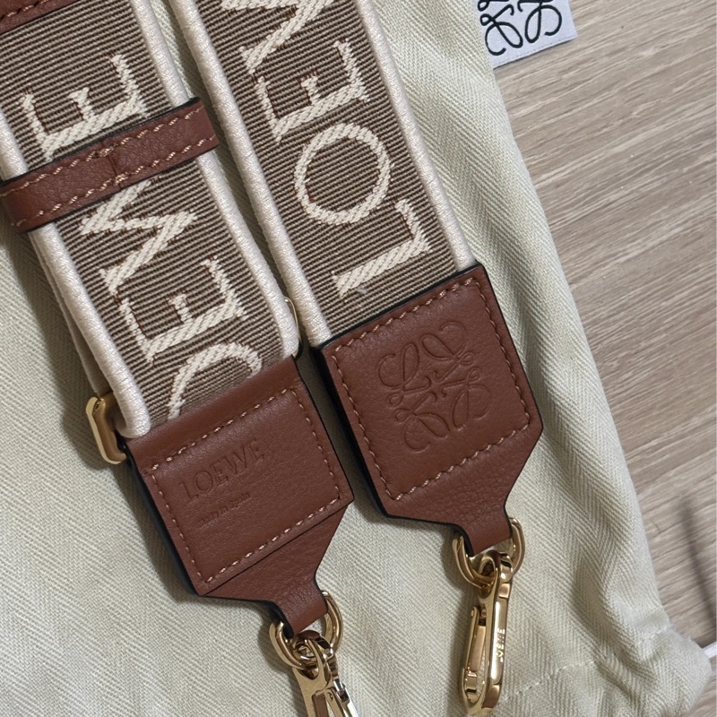 LOEWE 背帶-13
