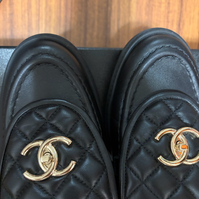 香奈兒CHANEL書包扣樂福鞋-1