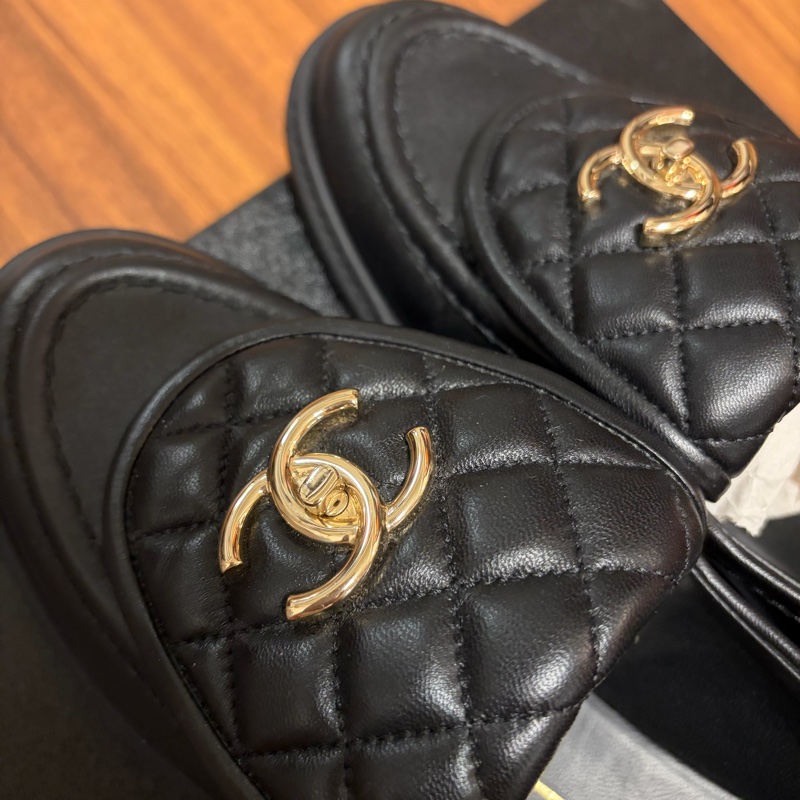 香奈兒CHANEL書包扣樂福鞋-2