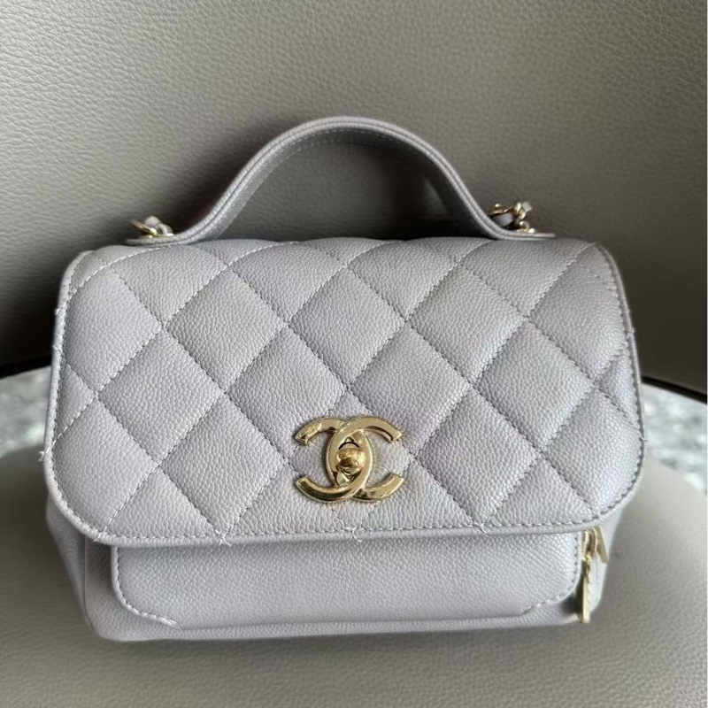 Chanel affinity bag small-9