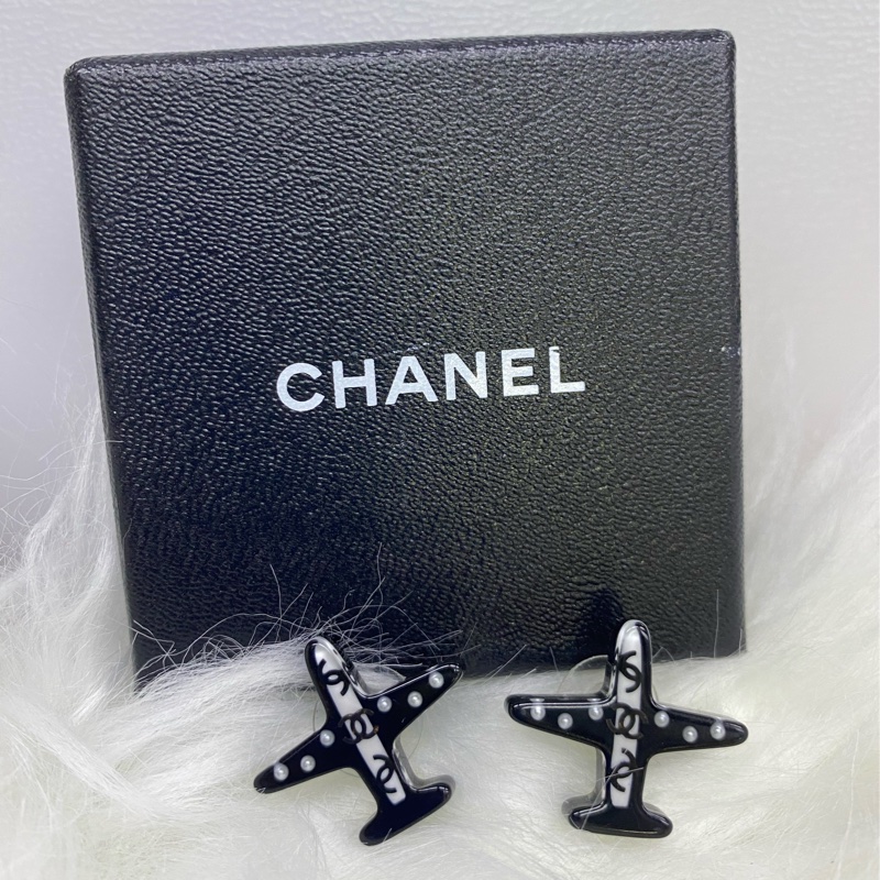 Chanel Airlines 16S Airplane Earrings-4