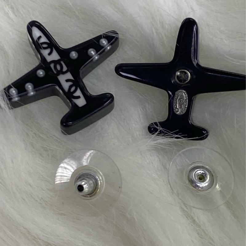 Chanel Airlines 16S Airplane Earrings-19