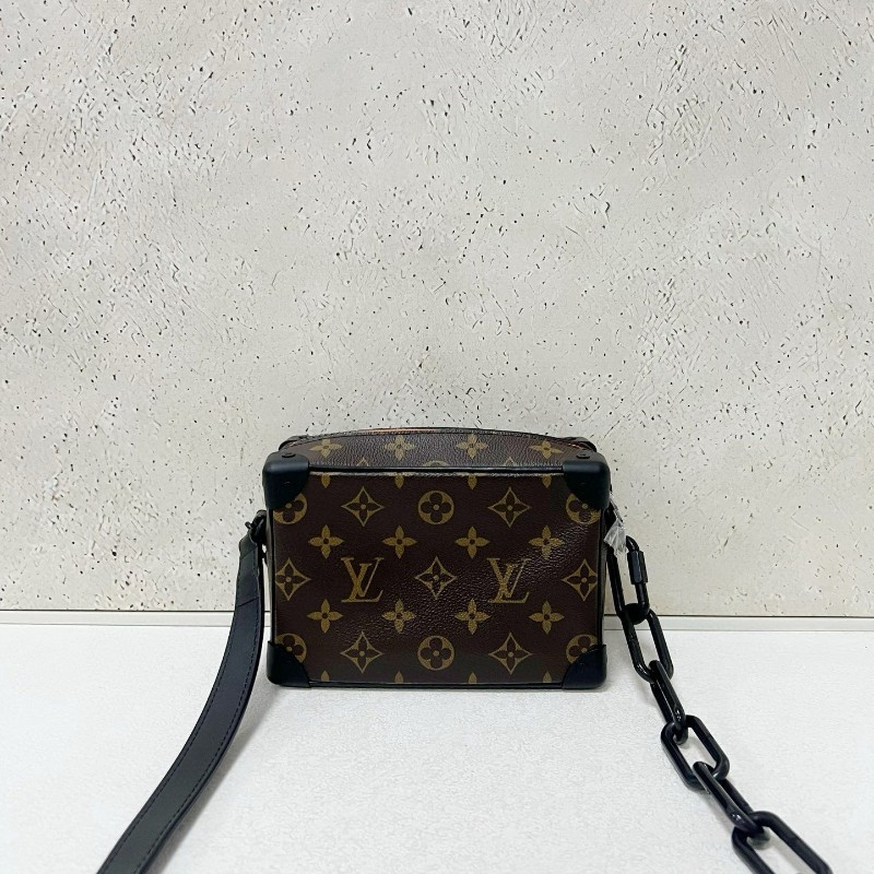 Louis Vuitton mini soft trunk-2