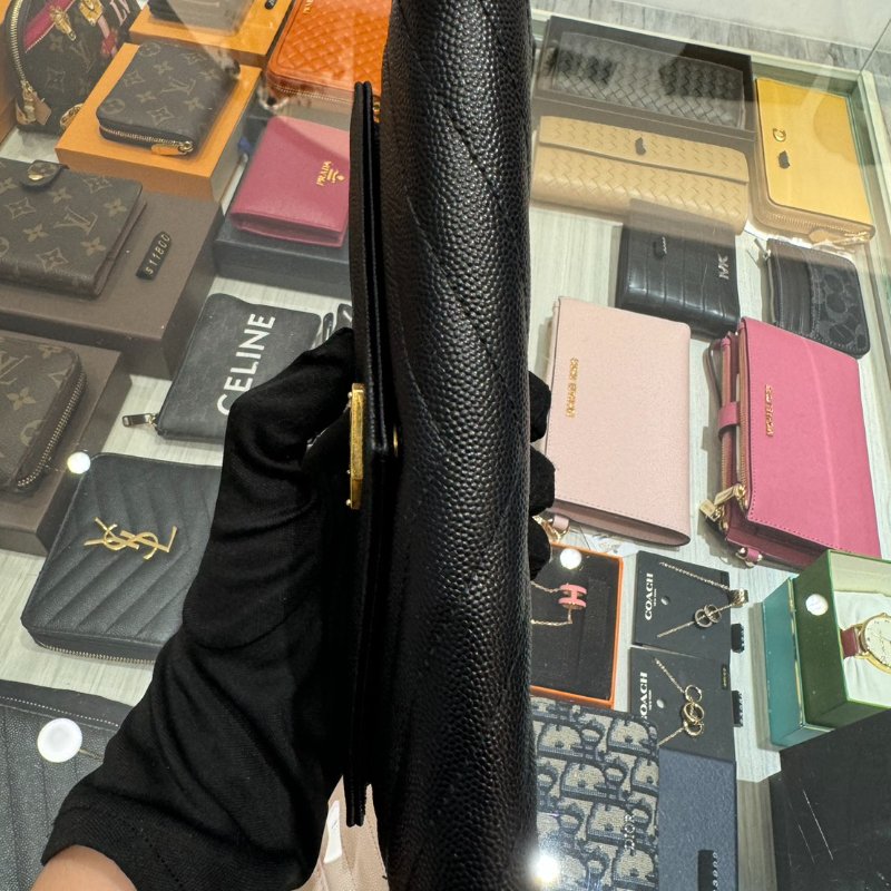 *SHIHNA名牌精品* YSL 金字Logo 牛皮信封長夾-4