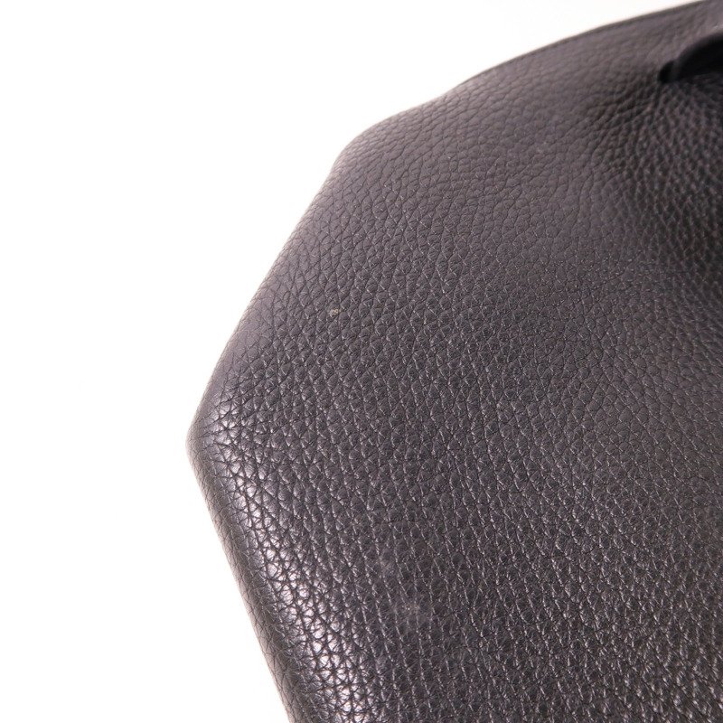 LOEWE 牛皮皮革Shoulder Bag銀扣肩背袋-17
