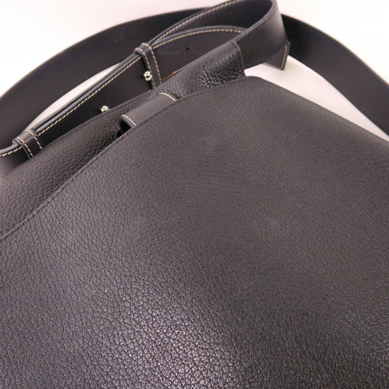 LOEWE 牛皮皮革Shoulder Bag銀扣肩背袋-19