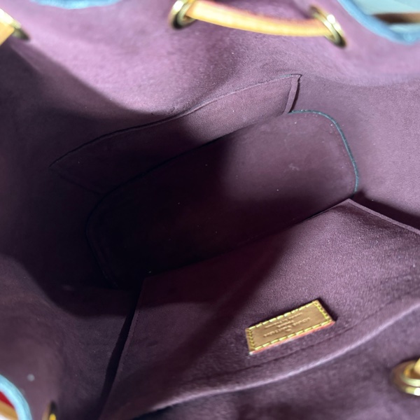 Louis Vuitton 後背包M43431-10