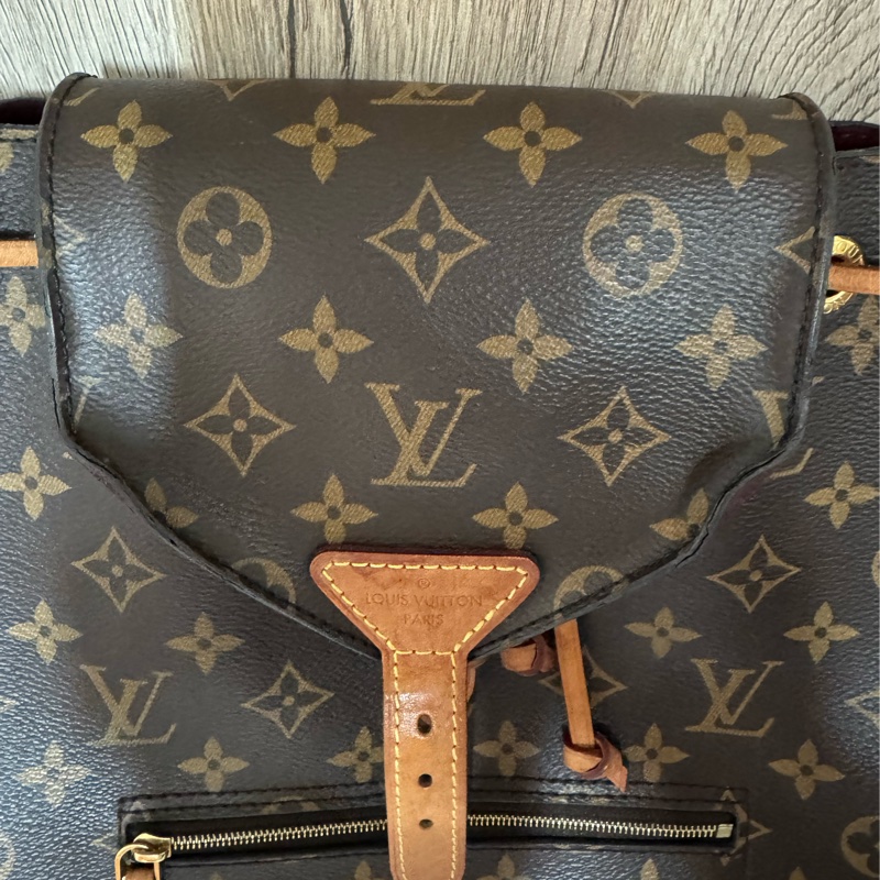 Louis Vuitton 後背包M43431-12