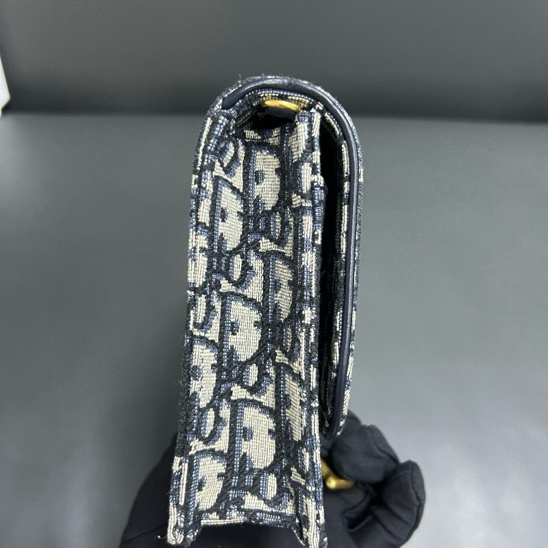 Dior woc-21