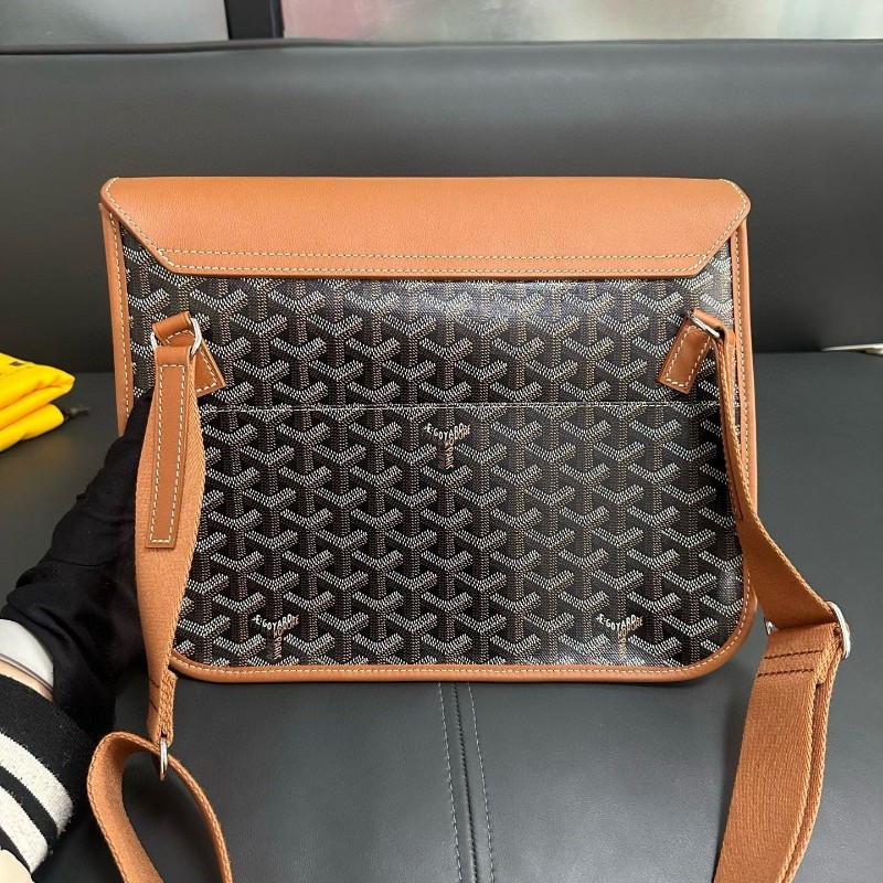Goyard Coursier-8