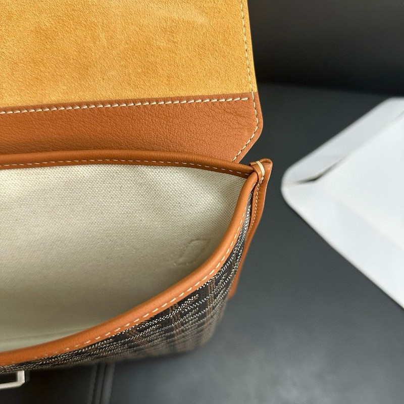 Goyard Coursier-18