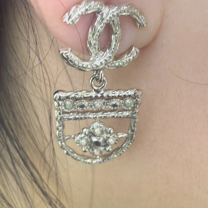 CHANEL Earring-1