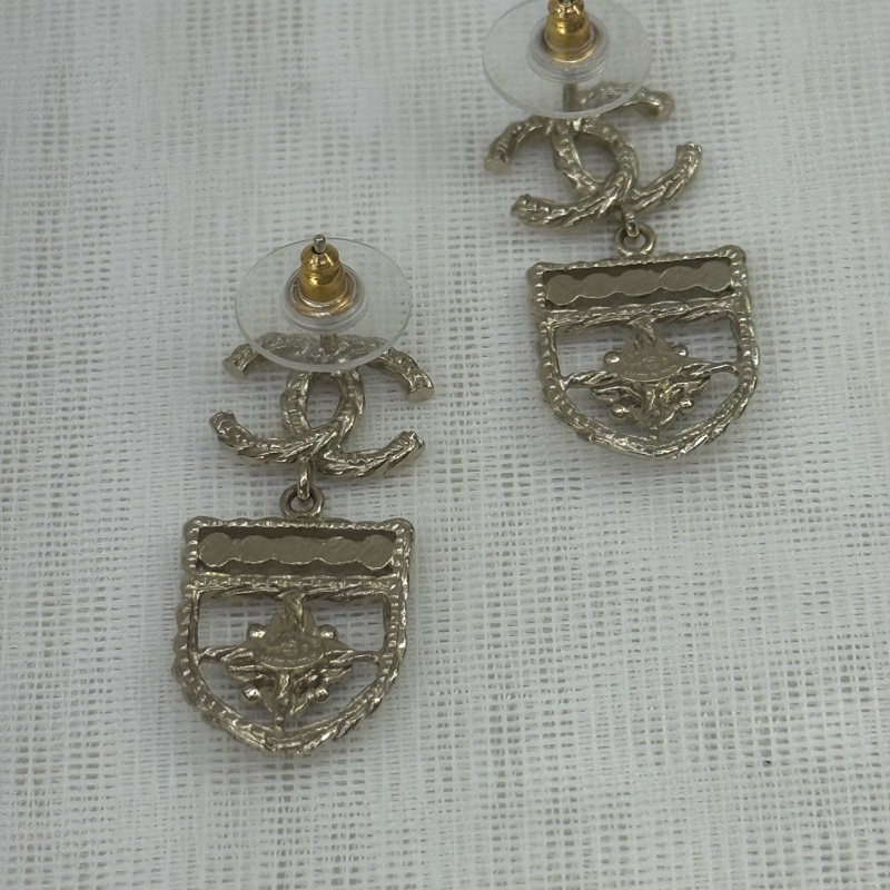 CHANEL Earring-3
