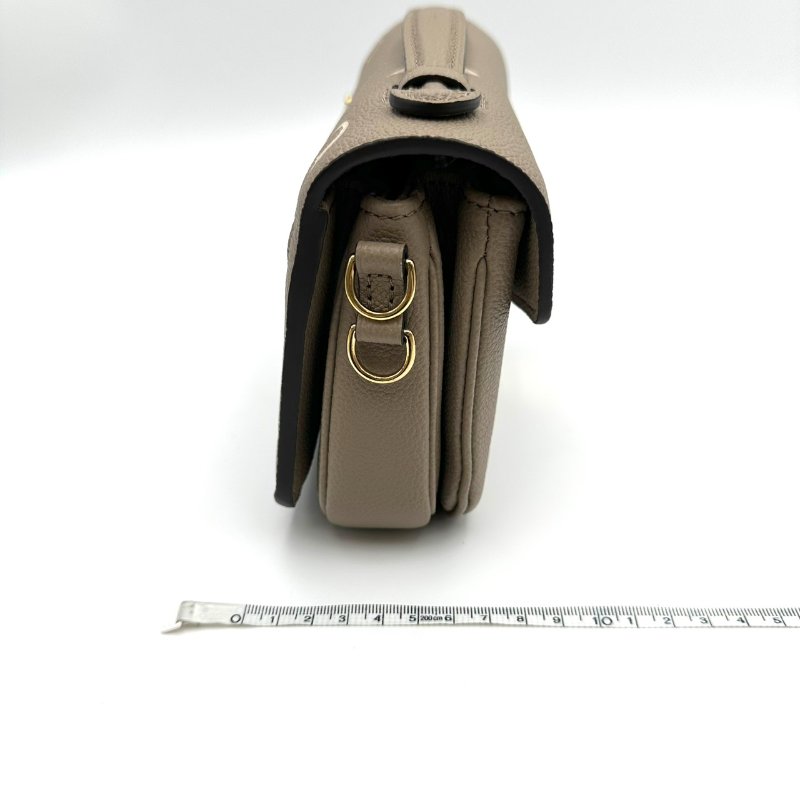 【美收精品】LV 灰色Pochette B-177【隔月月中將轉賣至日本 上架期限30天】-19