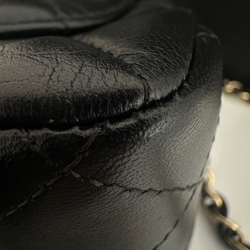 「最新晶片款」Chanel 黑金羊皮方胖-20