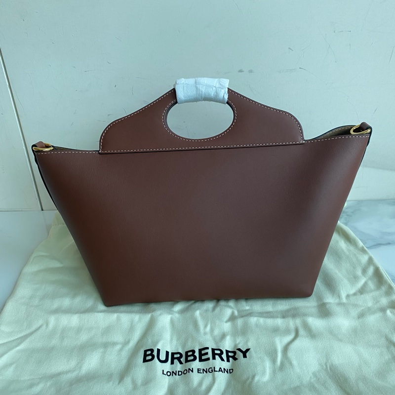 Burberry 餃子包 棕色-1