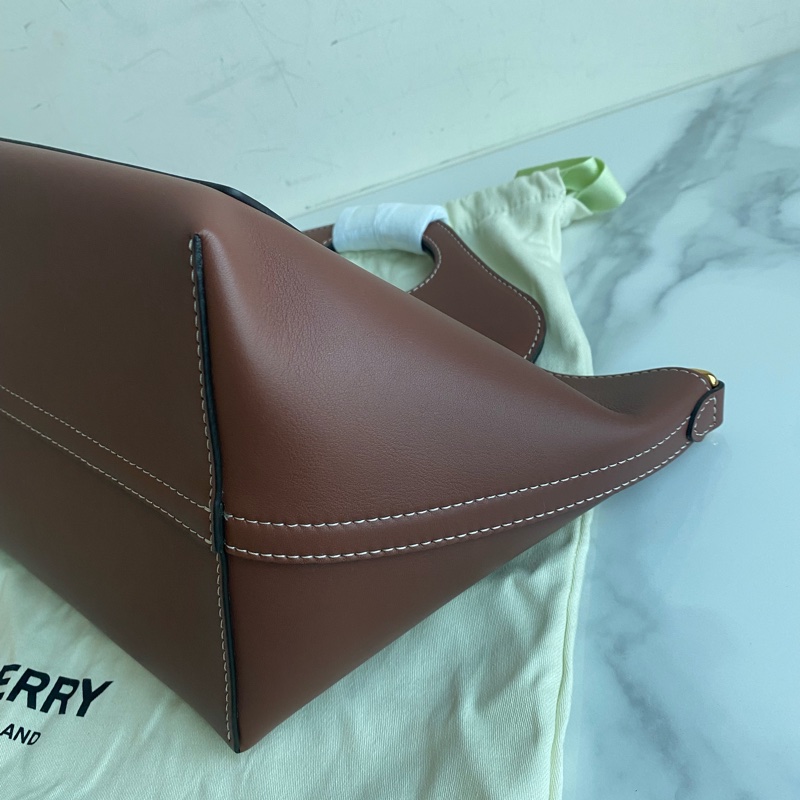 Burberry 餃子包 棕色-4