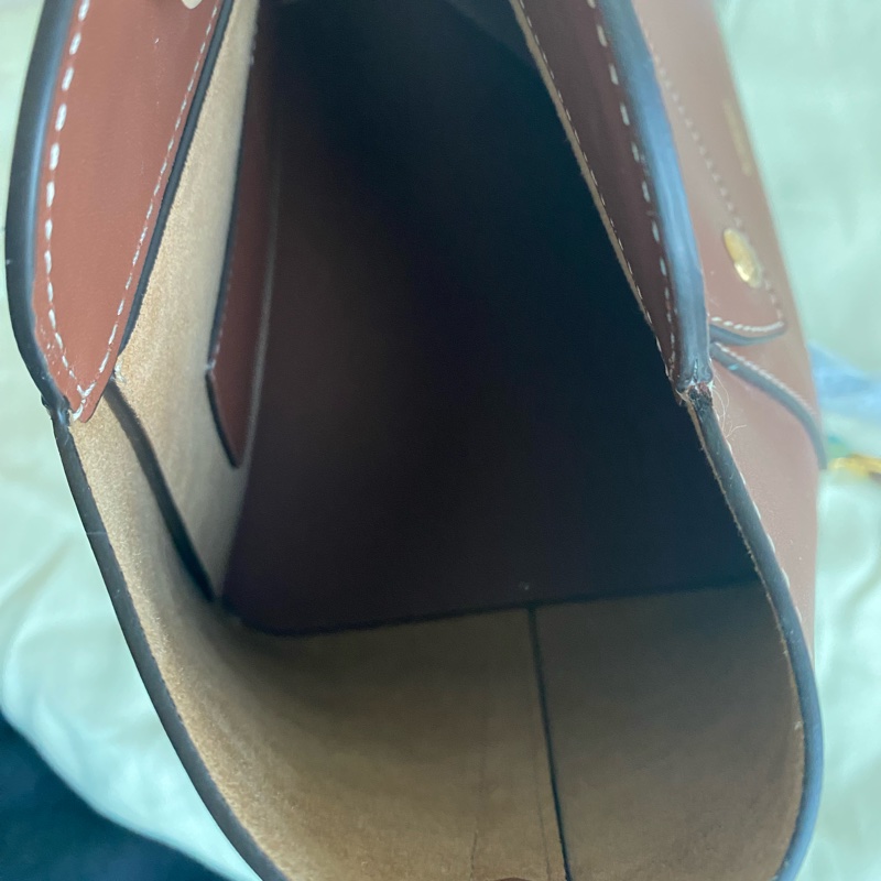 Burberry 餃子包 棕色-16