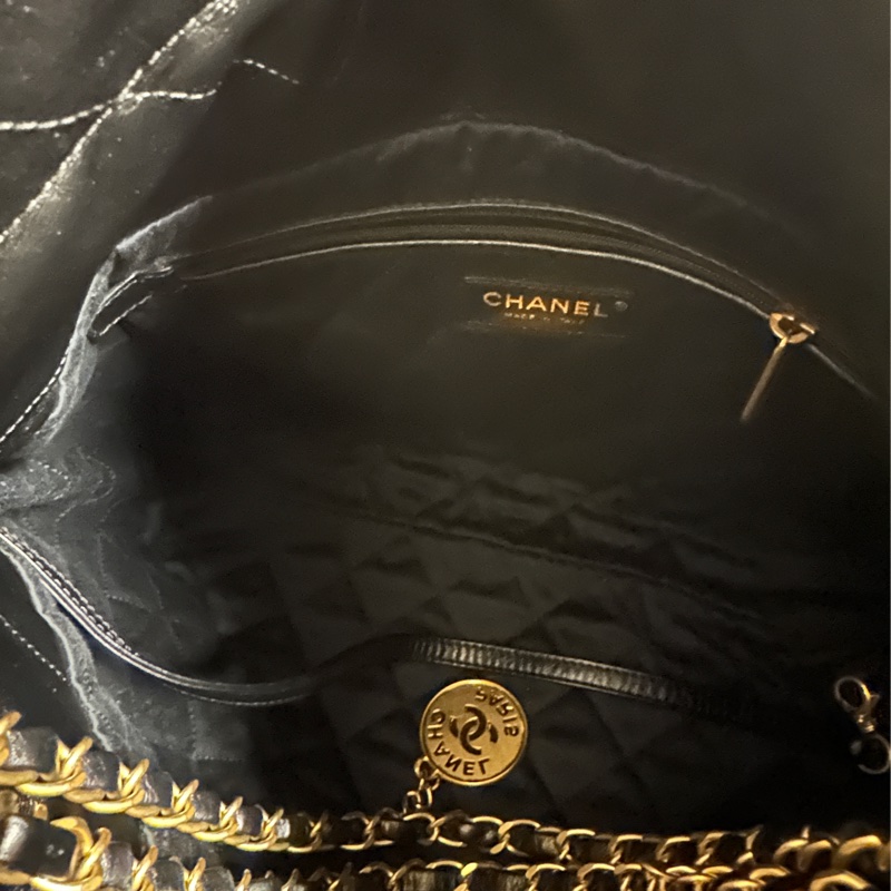 9.9新Chanel 22 bag 小號 亮面小牛皮/黑金/晶片款 香奈兒-14