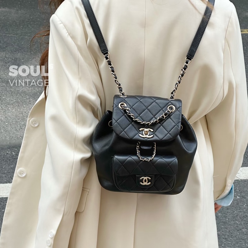 Chanel 24p duma黑金牛皮小號 #99近新閒置 #全配🈶購證-6