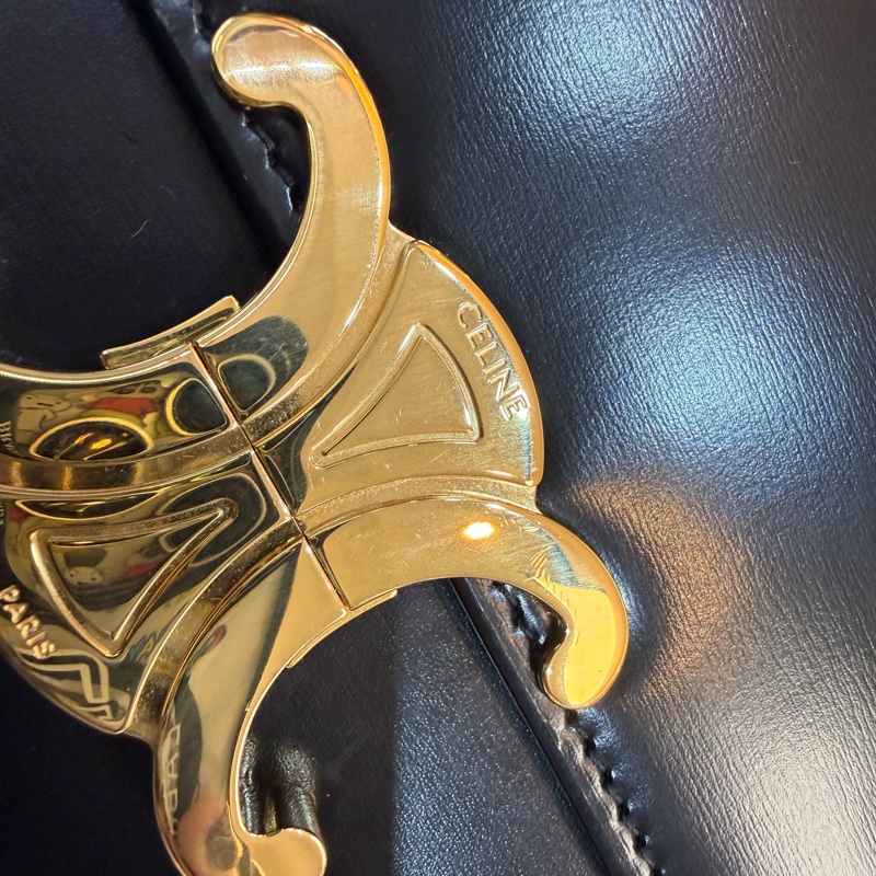 CELINE黑金TEEN TRIOMPHE肩側背188423BF4.38NO-22