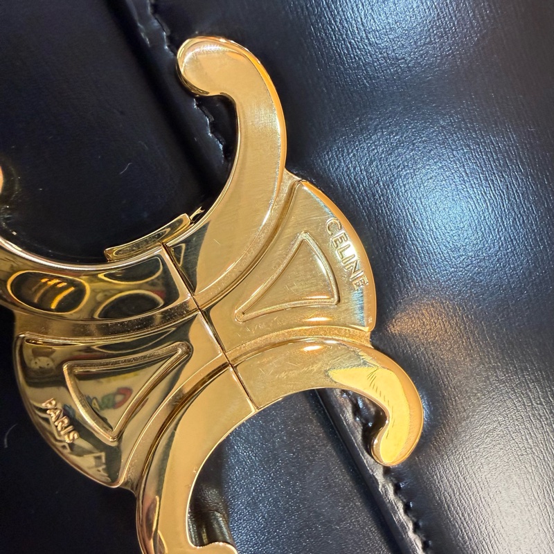 CELINE黑金TEEN TRIOMPHE肩側背188423BF4.38NO-25