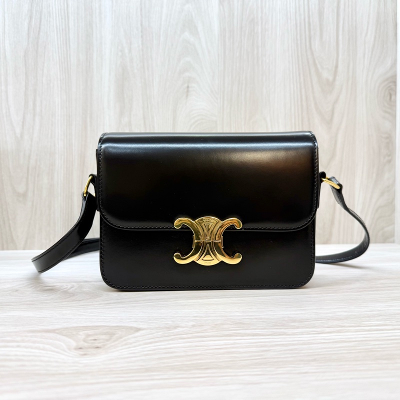 CELINE黑金TEEN TRIOMPHE肩側背188423BF4.38NO-1