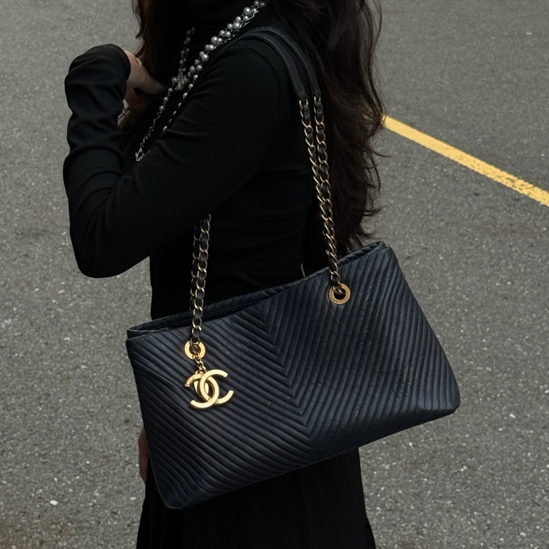 (極新💝) Chanel 全牛皮 金釦 肩背+托特包 專櫃26萬-0