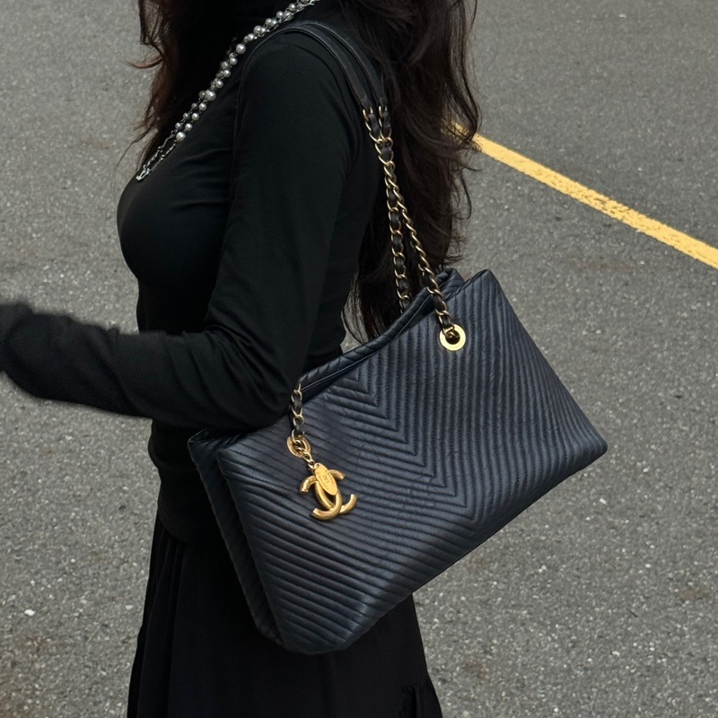 (極新💝) Chanel 全牛皮 金釦 肩背+托特包 專櫃26萬-3