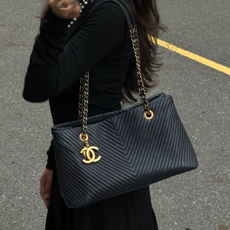 (極新💝) Chanel 全牛皮 金釦 肩背+托特包 專櫃26萬-5