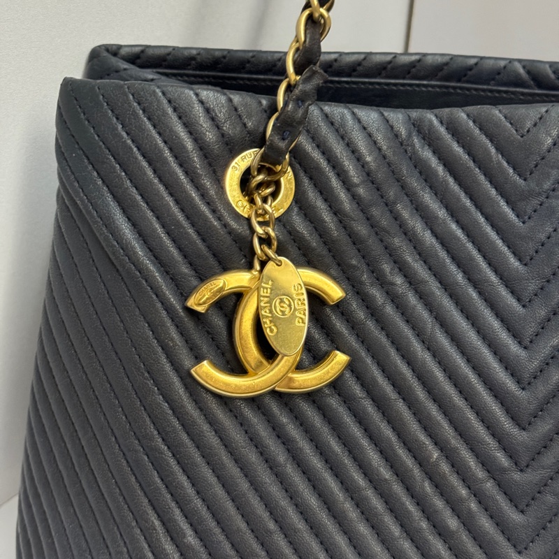 (極新💝) Chanel 全牛皮 金釦 肩背+托特包 專櫃26萬-17