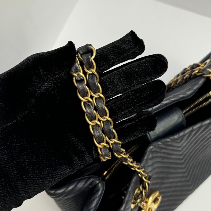 (極新💝) Chanel 全牛皮 金釦 肩背+托特包 專櫃26萬-19
