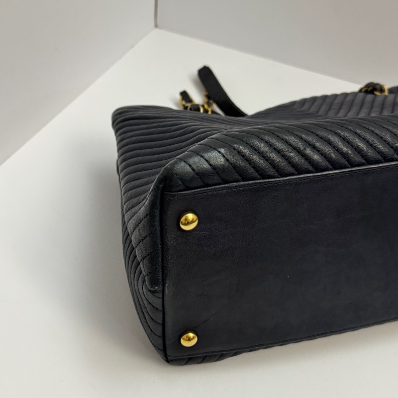 (極新💝) Chanel 全牛皮 金釦 肩背+托特包 專櫃26萬-27
