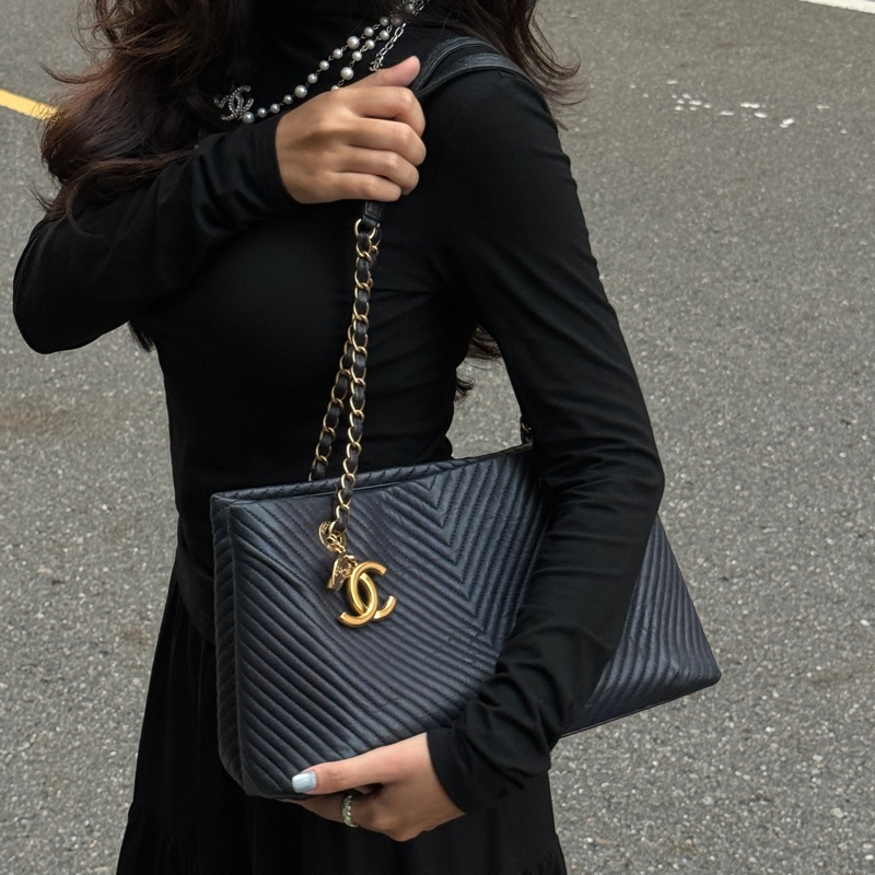 (極新💝) Chanel 全牛皮 金釦 肩背+托特包 專櫃26萬-39