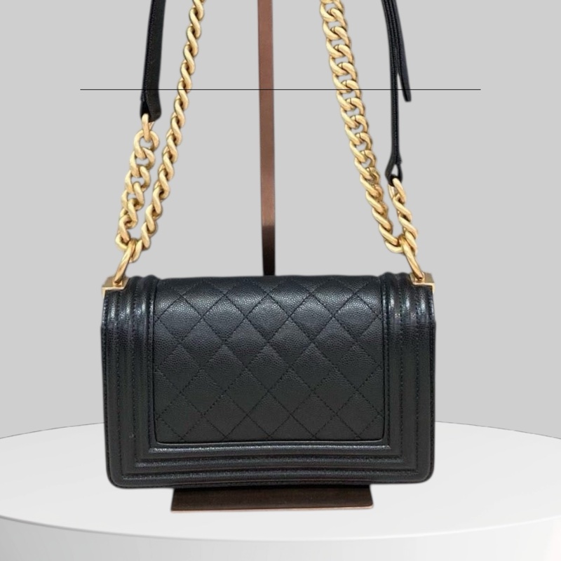 Chanel Caviar Leboy 小號金扣-1