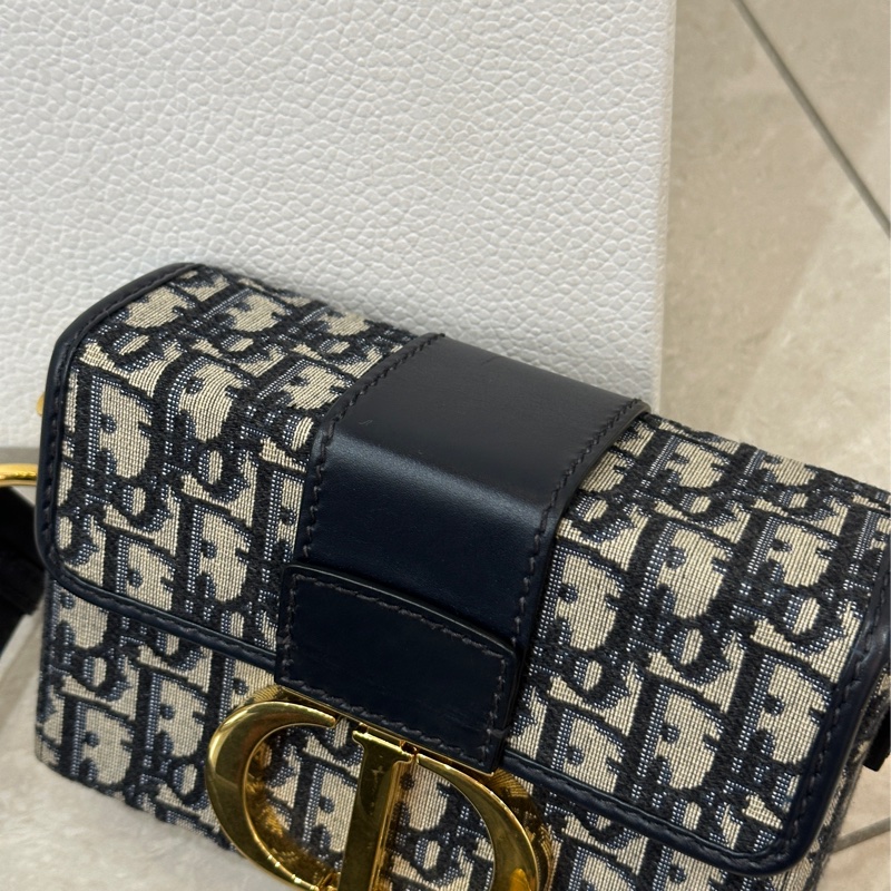 🈶購證 #專櫃12.5萬 #99新帶膜 Dior蒙田mini box #全網最低-14